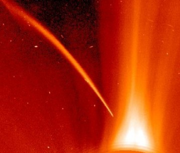 Una delle comete di Kreutz fotografata dalla sonda SOHO