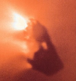 Il nucleo della cometa Halley fotografato dalla sonda Giotto